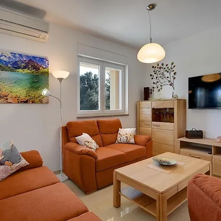 House Veronika Vinkuran