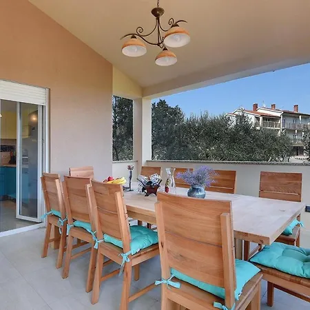 House Veronika Vinkuran