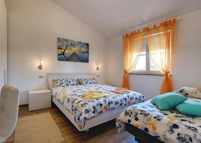 House Veronika Holiday home Vinkuran